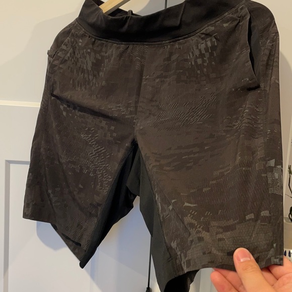 Lululemon Pace Breaker Short 9” with Liner - Picture 3 of 3